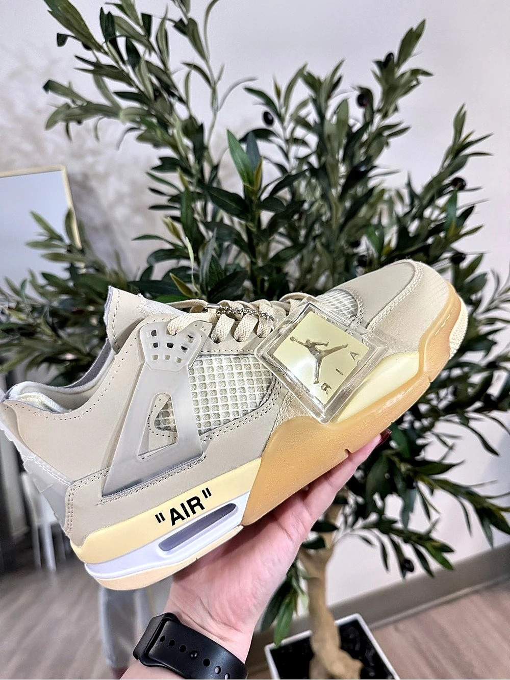 Nike Air Jordan 4 Retro Sneakers in White & Yellow Like New